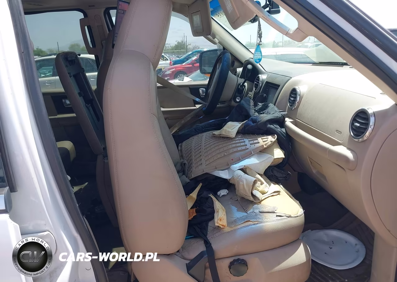 2003 Ford Expedition Eddie Bauer VIN:1FMFU18L13LA94231 - 5
