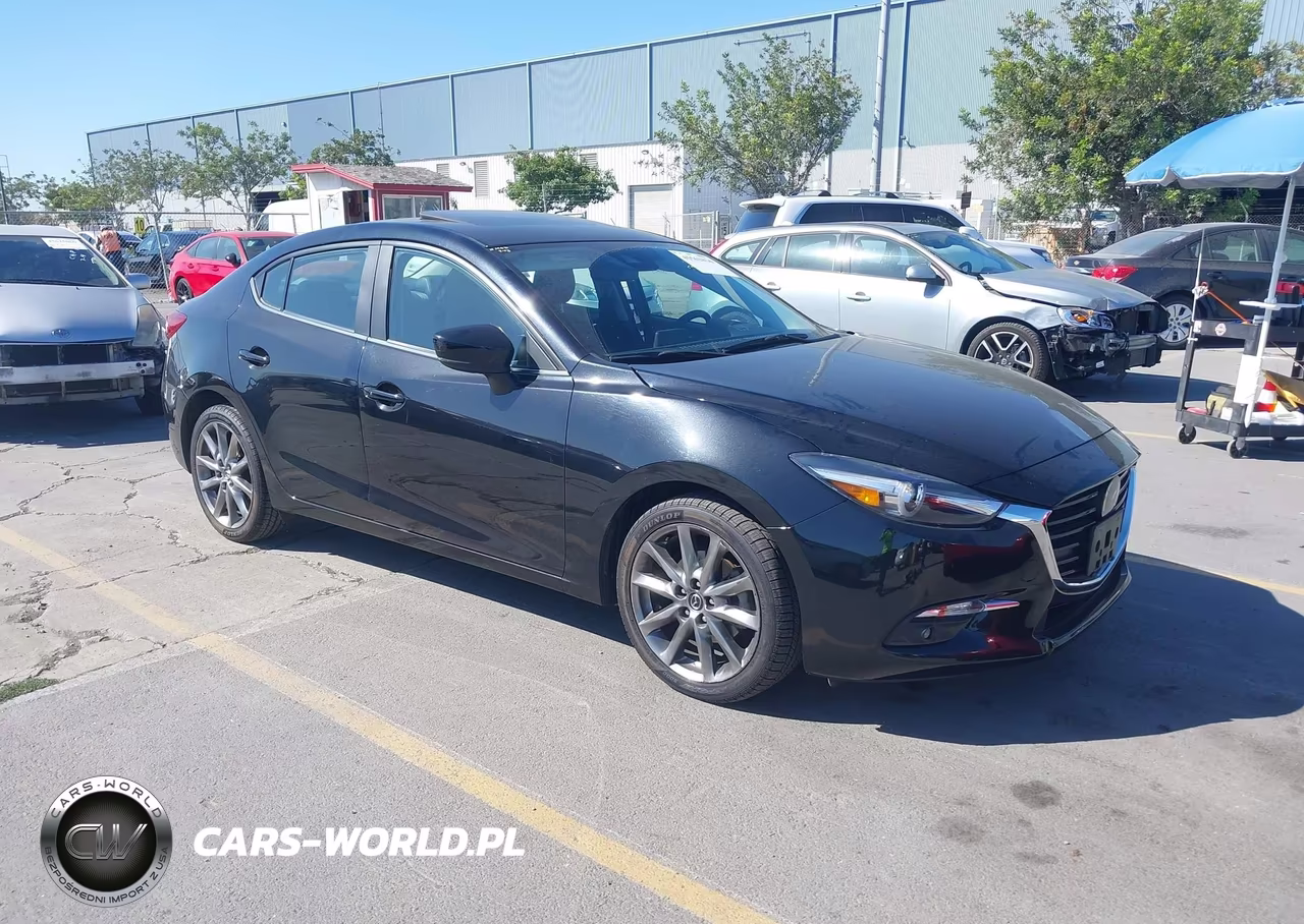 2018 Mazda Mazda3 Grand Touring – zdjęcie 1 z 16