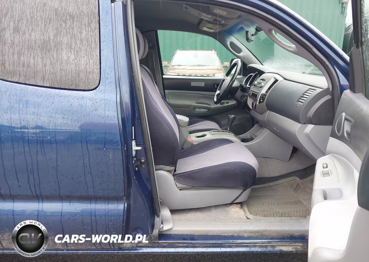 2005 Toyota Tacoma Access Cab VIN:5TEUU42N05Z023033 - 5
