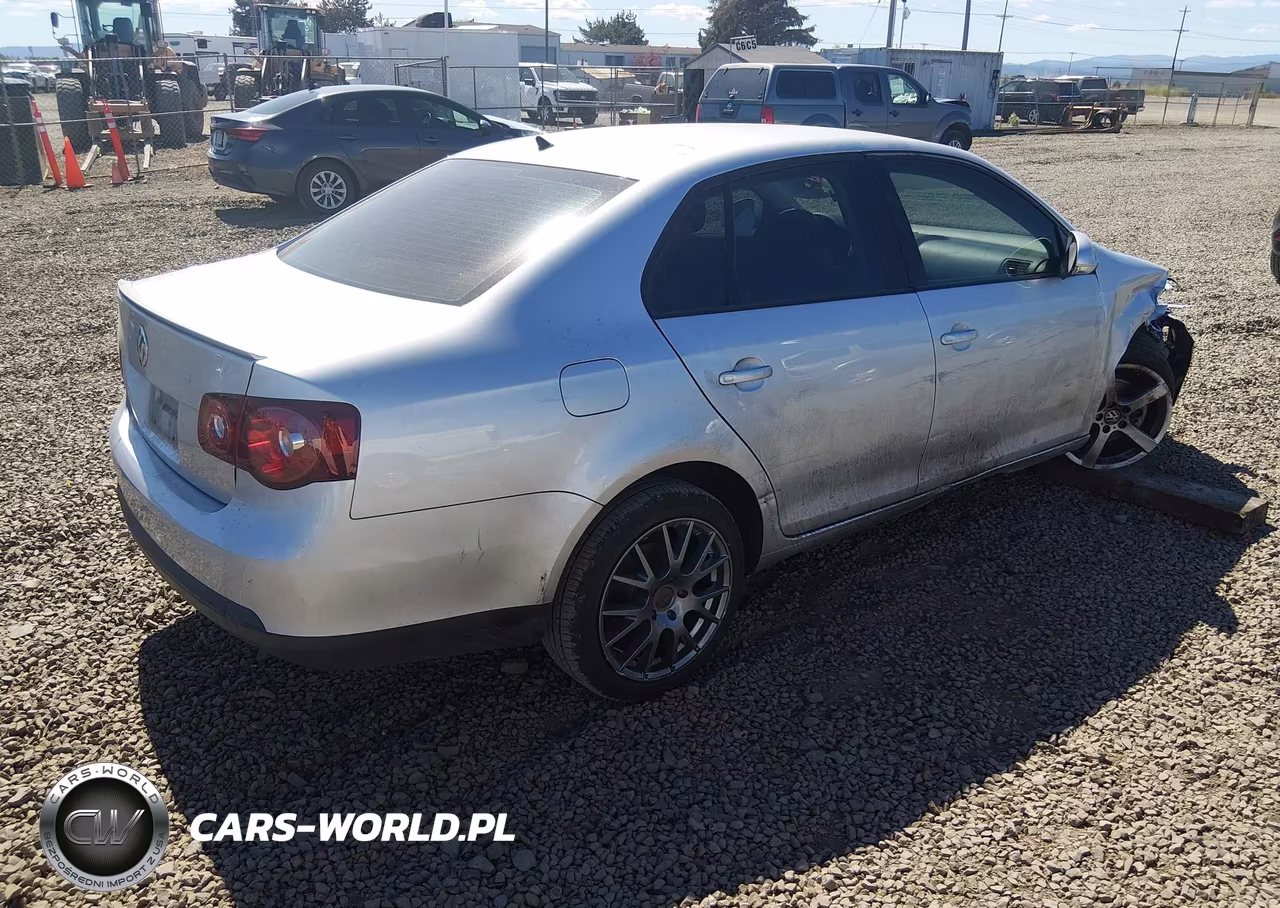 2009 Volkswagen Jetta S VIN:3VWJZ71K89M089875 - 4