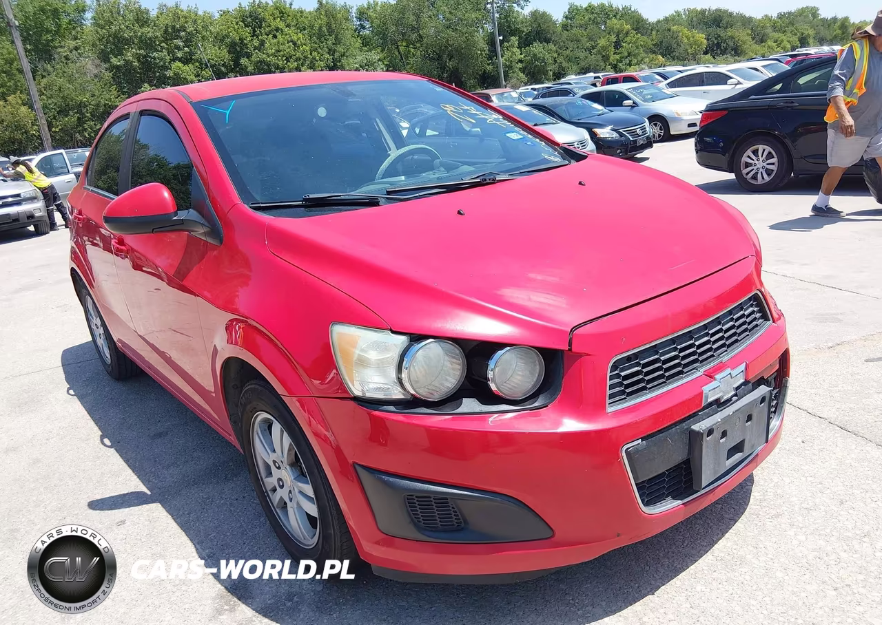 2016 Chevrolet Sonic Lt Auto – zdjęcie 1 z 16