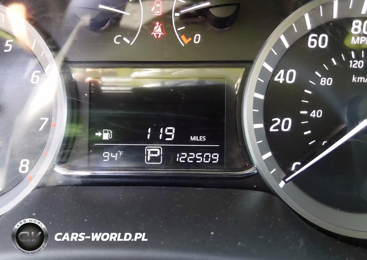 2015 Nissan Sentra Sr VIN:3N1AB7AP8FY271747 - 15