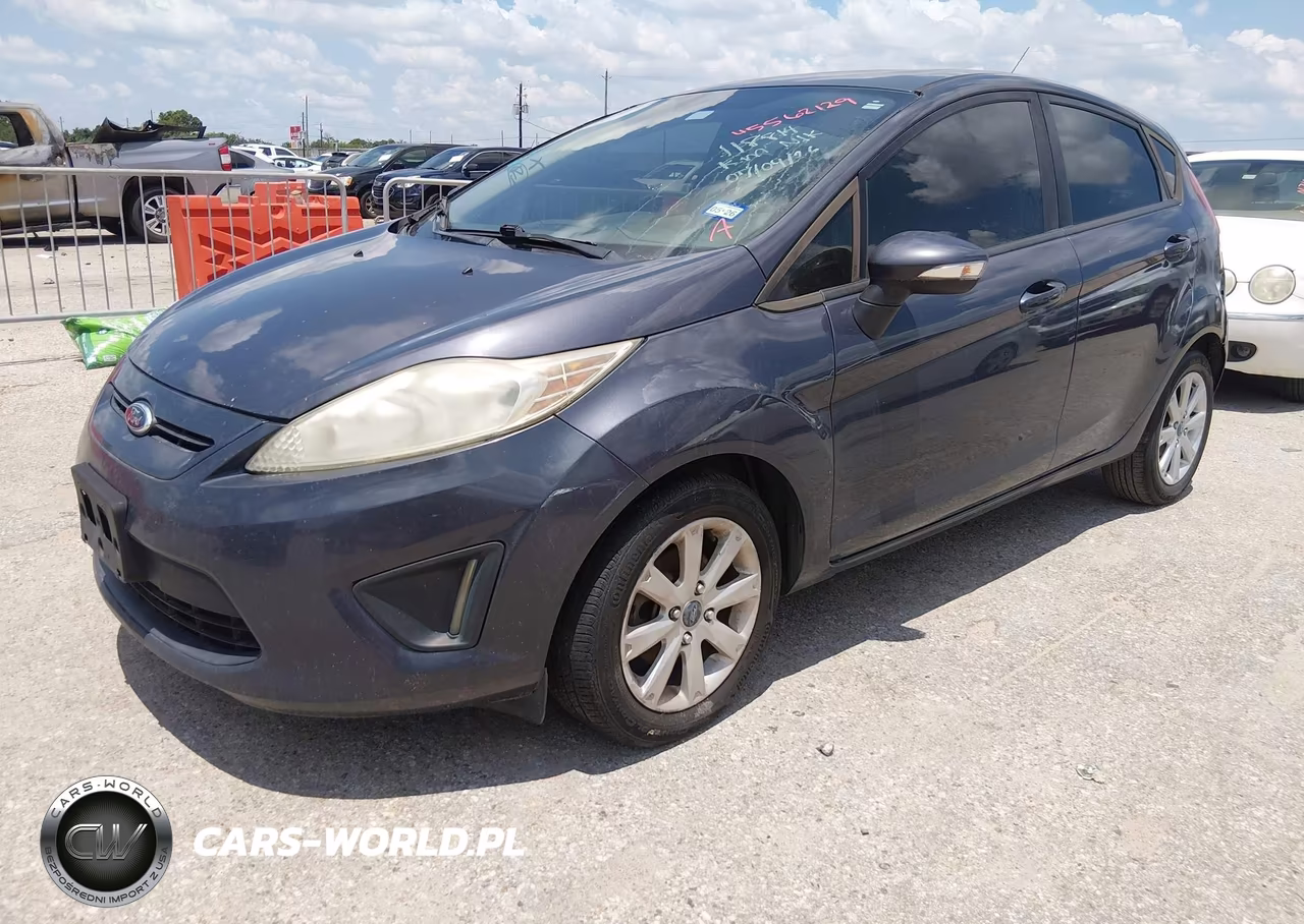 2013 Ford Fiesta Se VIN:3FADP4EJ8DM118814 - 2