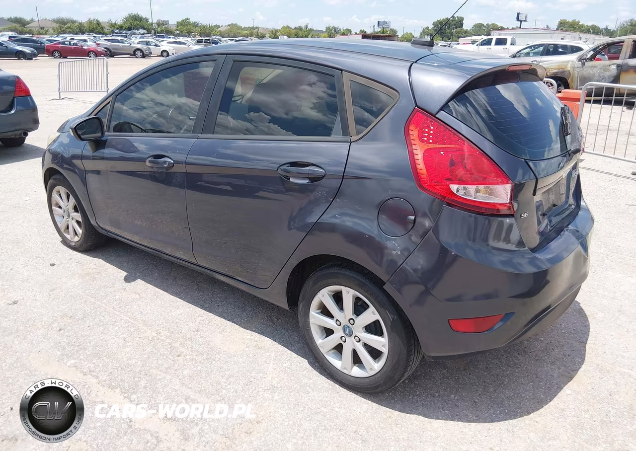 2013 Ford Fiesta Se VIN:3FADP4EJ8DM118814 - 3