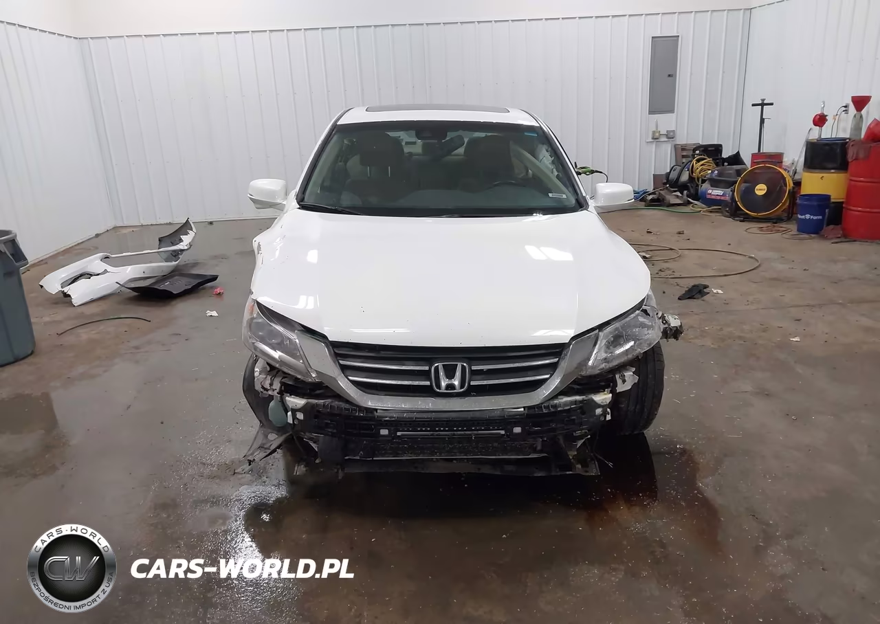 2014 Honda Accord Touring VIN:1HGCR3F97EA000770 - 13