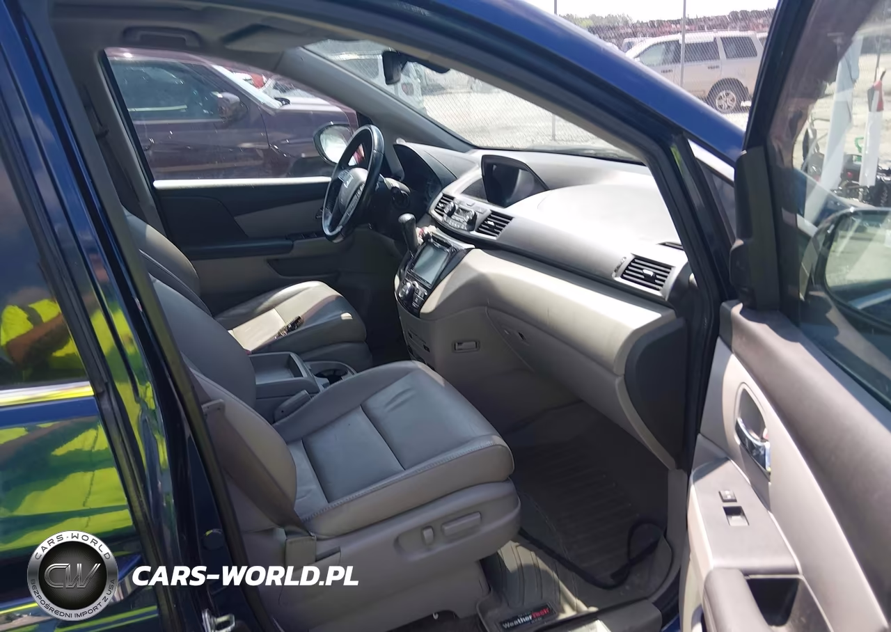 2014 Honda Odyssey Touring-Touring Elite VIN:5FNRL5H95EB064672 - 5