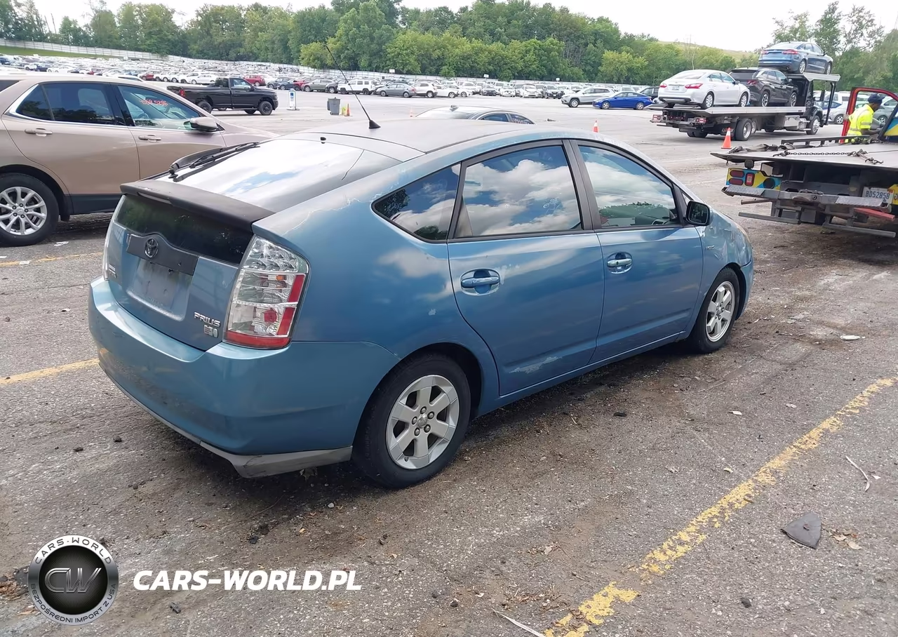 2008 Toyota Prius VIN:JTDKB20U687813900 - 4
