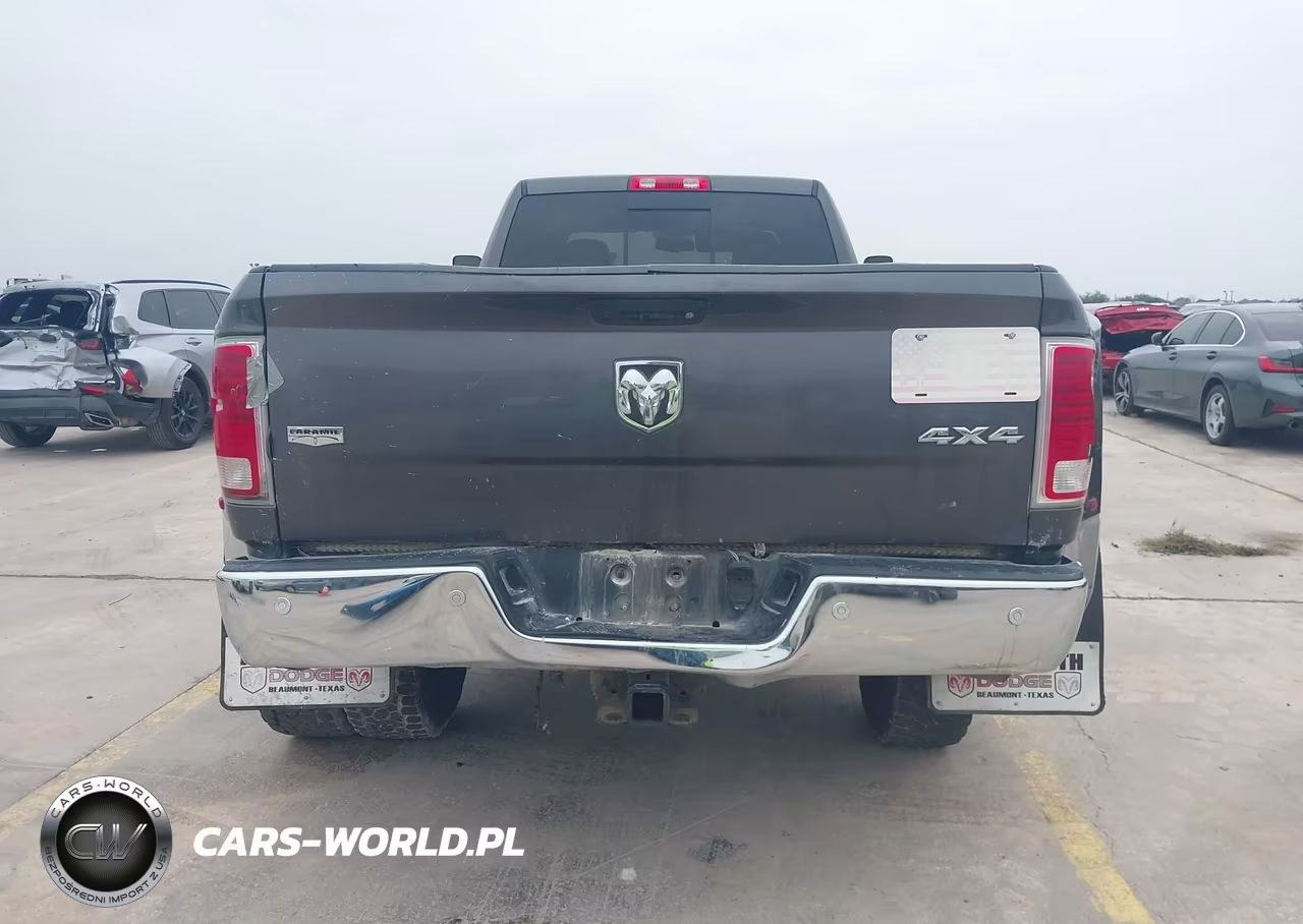2018 Ram 3500 Laramie 4X4 8' Box VIN:3C63RRJL2JG201158 - 15
