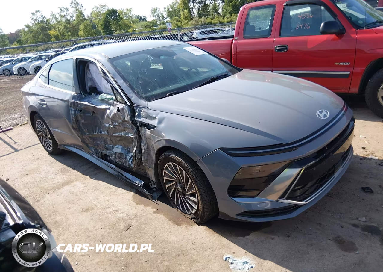 2025 Hyundai Sonata Hybrid Sel