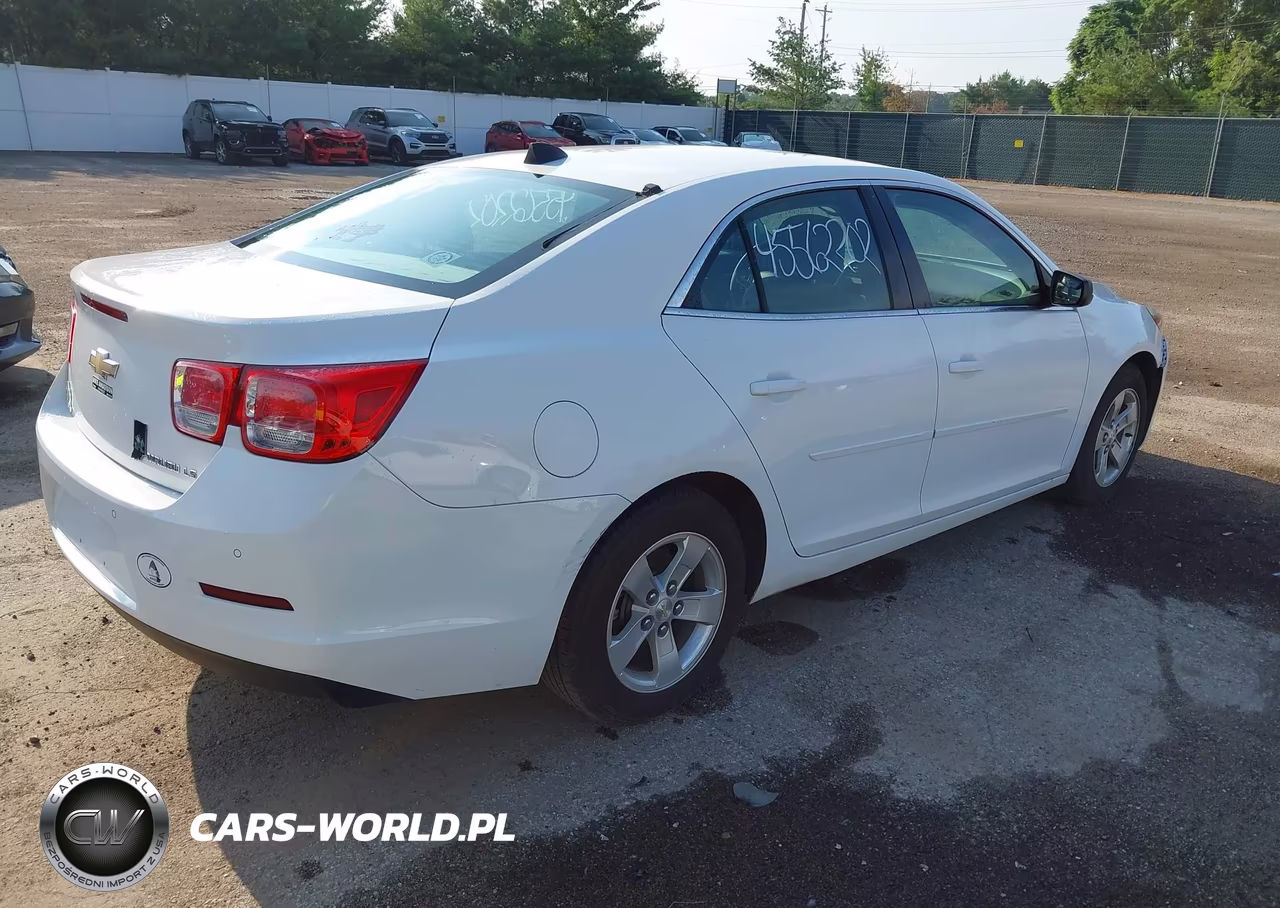 2014 Chevrolet Malibu 1Ls VIN:1G11B5SL0EF247065 - 4