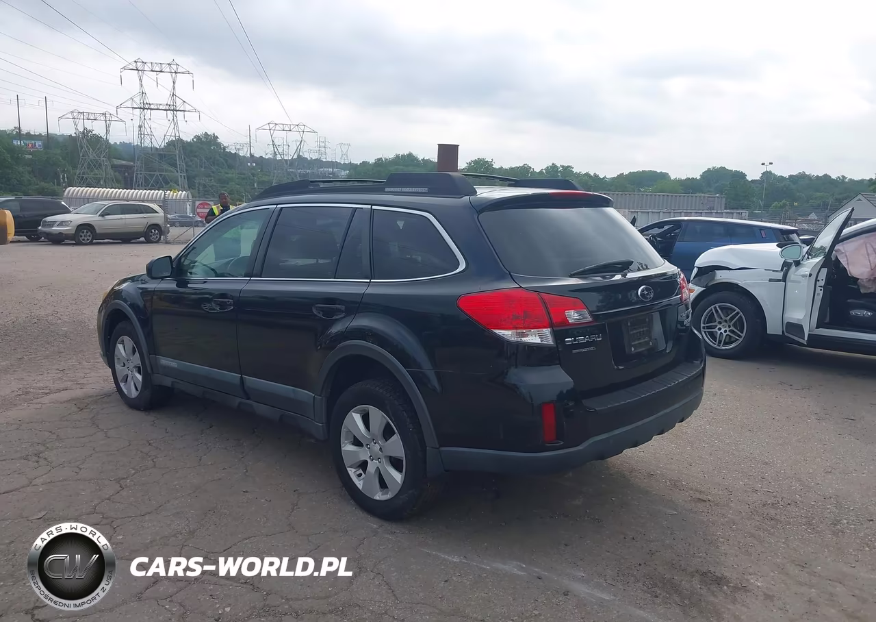 2011 Subaru Outback 2.5I Premium VIN:4S4BRBCC9B3358596 - 3