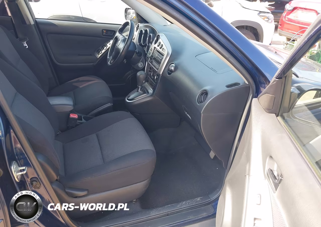 2008 Pontiac Vibe VIN:5Y2SL65868Z425196 - 5