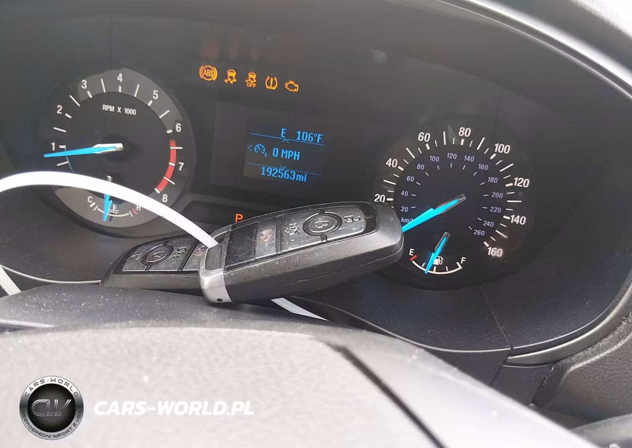 2018 Ford Fusion S VIN:3FA6P0G74JR145851 - 11