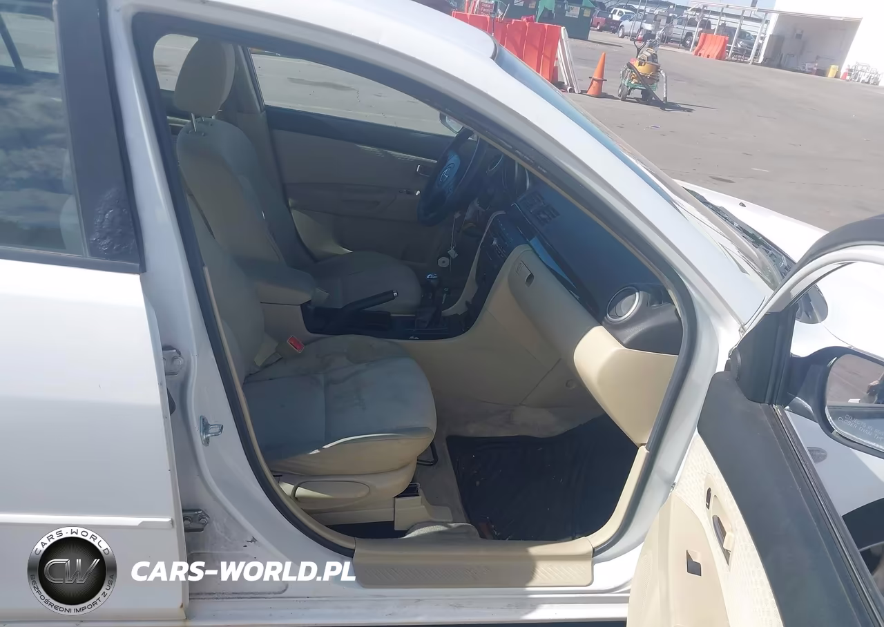 2005 Mazda Mazda3 I VIN:JM1BK12FX51303301 - 5