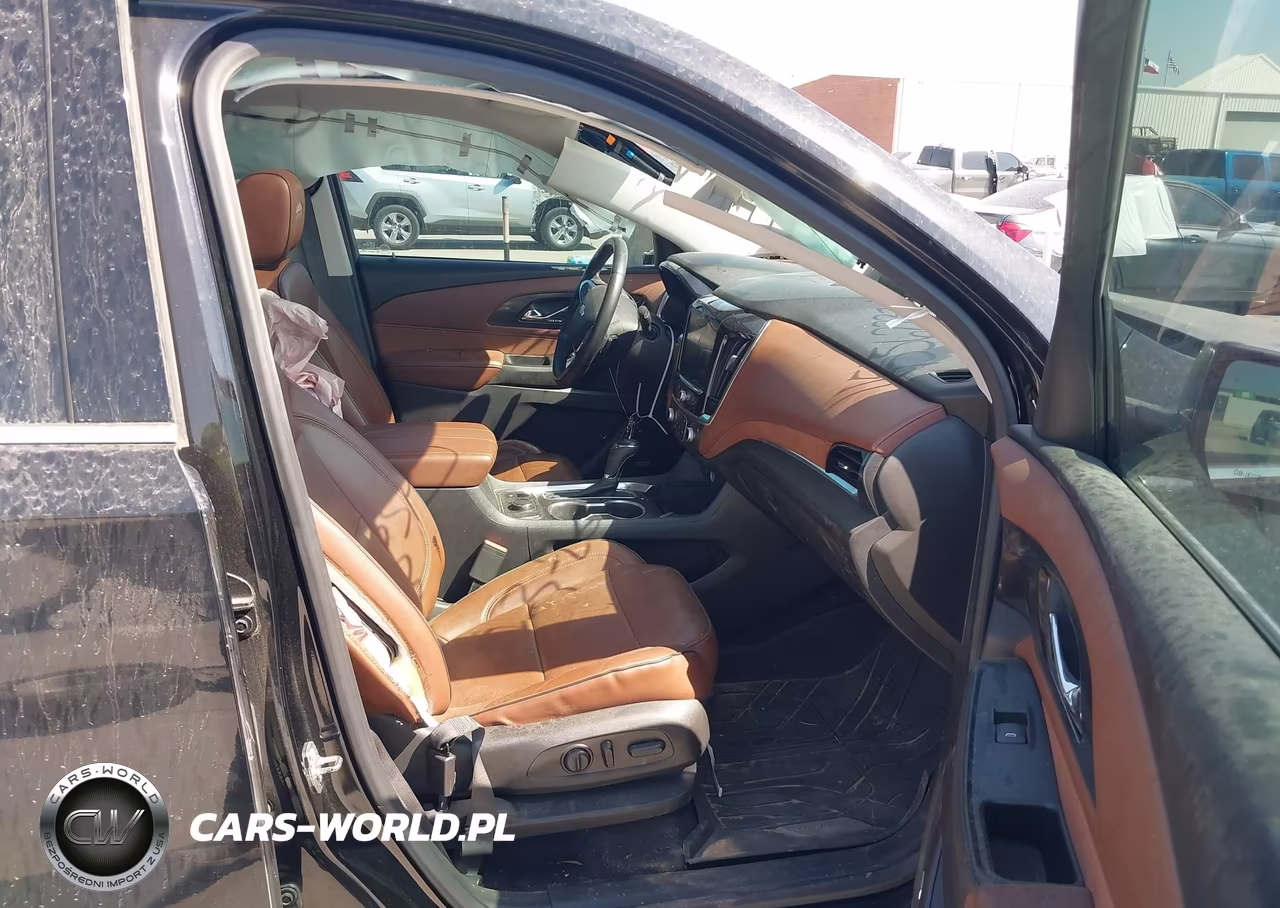 2018 Chevrolet Traverse High Country VIN:1GNEVKKW4JJ121654 - 5