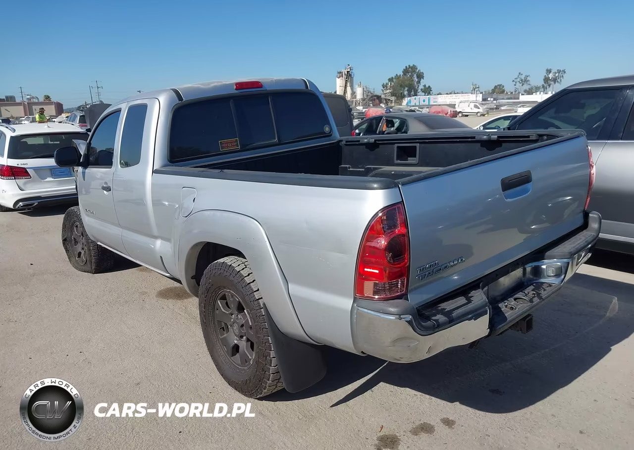 2005 Toyota Tacoma Base V6 VIN:5TEUU42N85Z028500 - 3