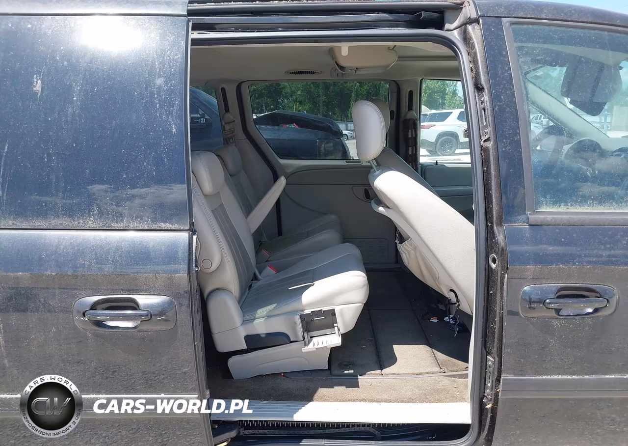 2007 Dodge Grand Caravan Sxt VIN:2D4GP44L87R270912 - 8