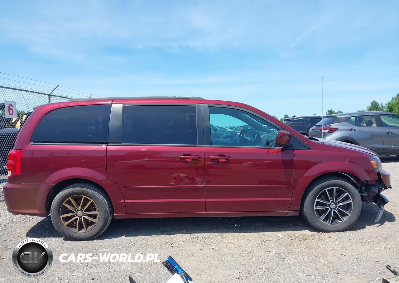 2017 Dodge Grand Caravan Gt VIN:2C4RDGEG7HR740348 - 14