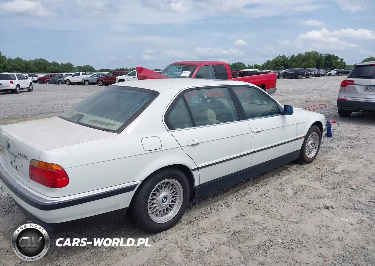 2000 BMW 740Il VIN:WBAGH8343YDP12881 - 4