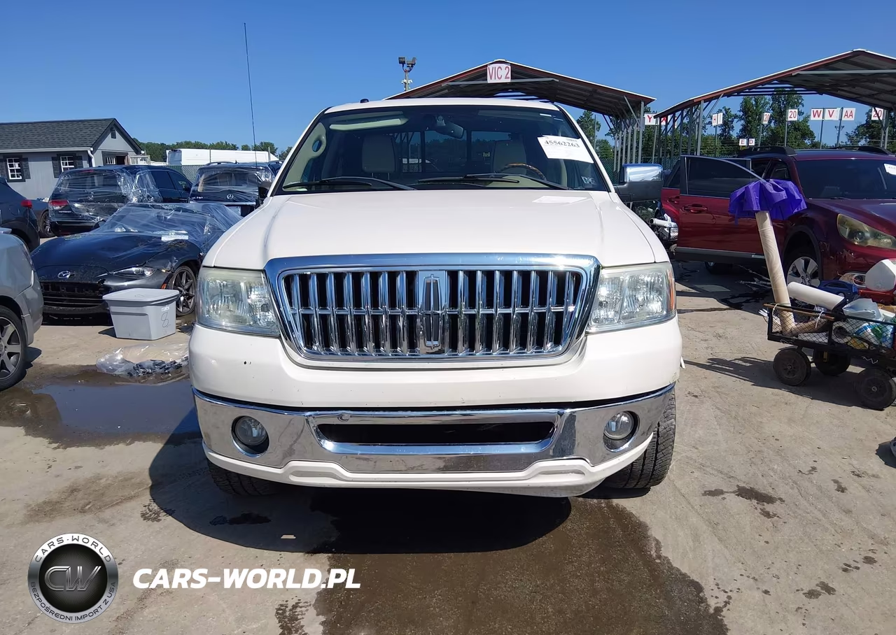 2007 Lincoln Mark Lt VIN:5LTPW18547FJ11674 - 12