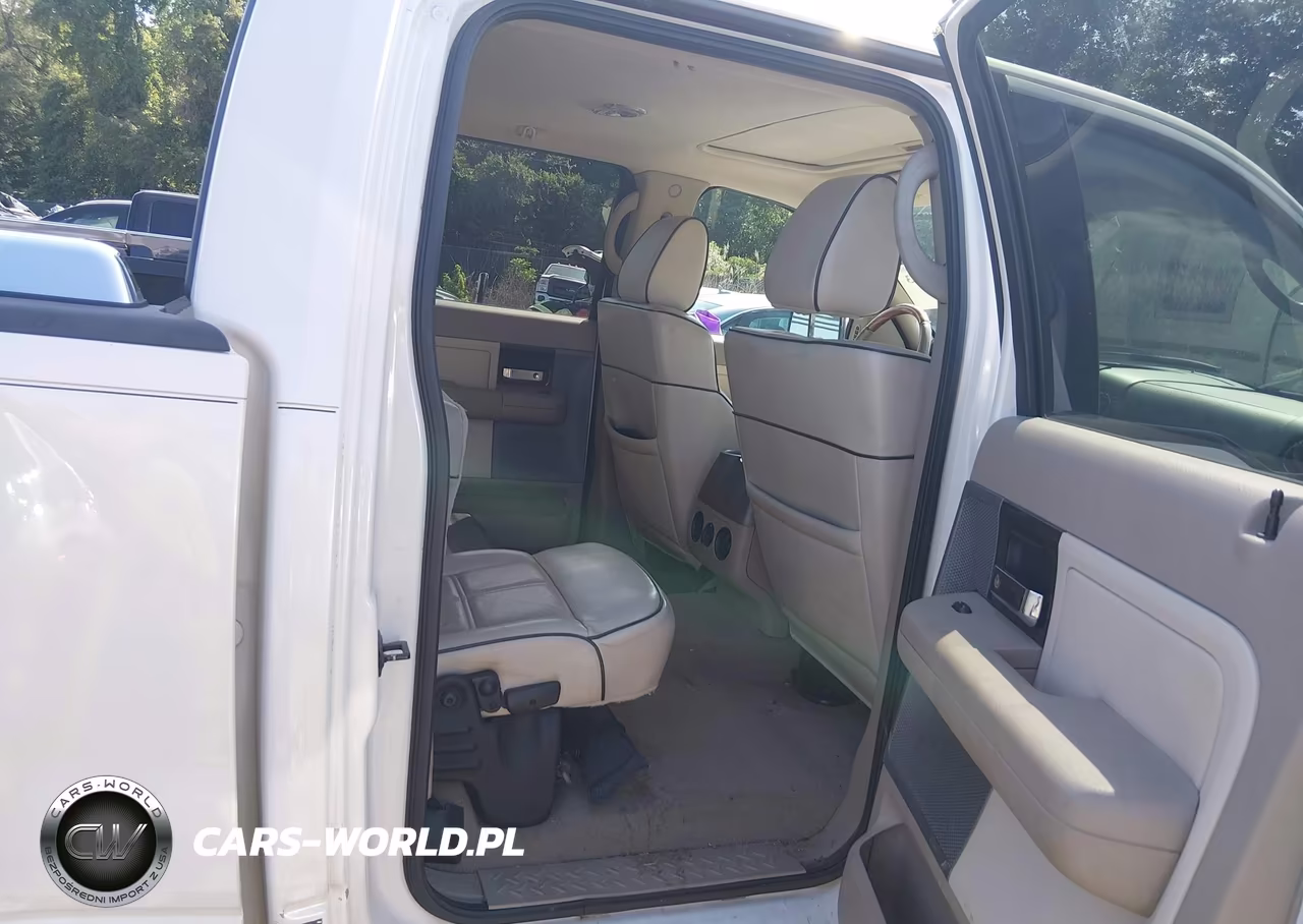 2007 Lincoln Mark Lt VIN:5LTPW18547FJ11674 - 8