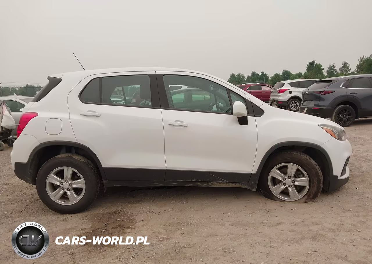 2018 Chevrolet Trax Ls VIN:3GNCJNSB8JL327649 - 14