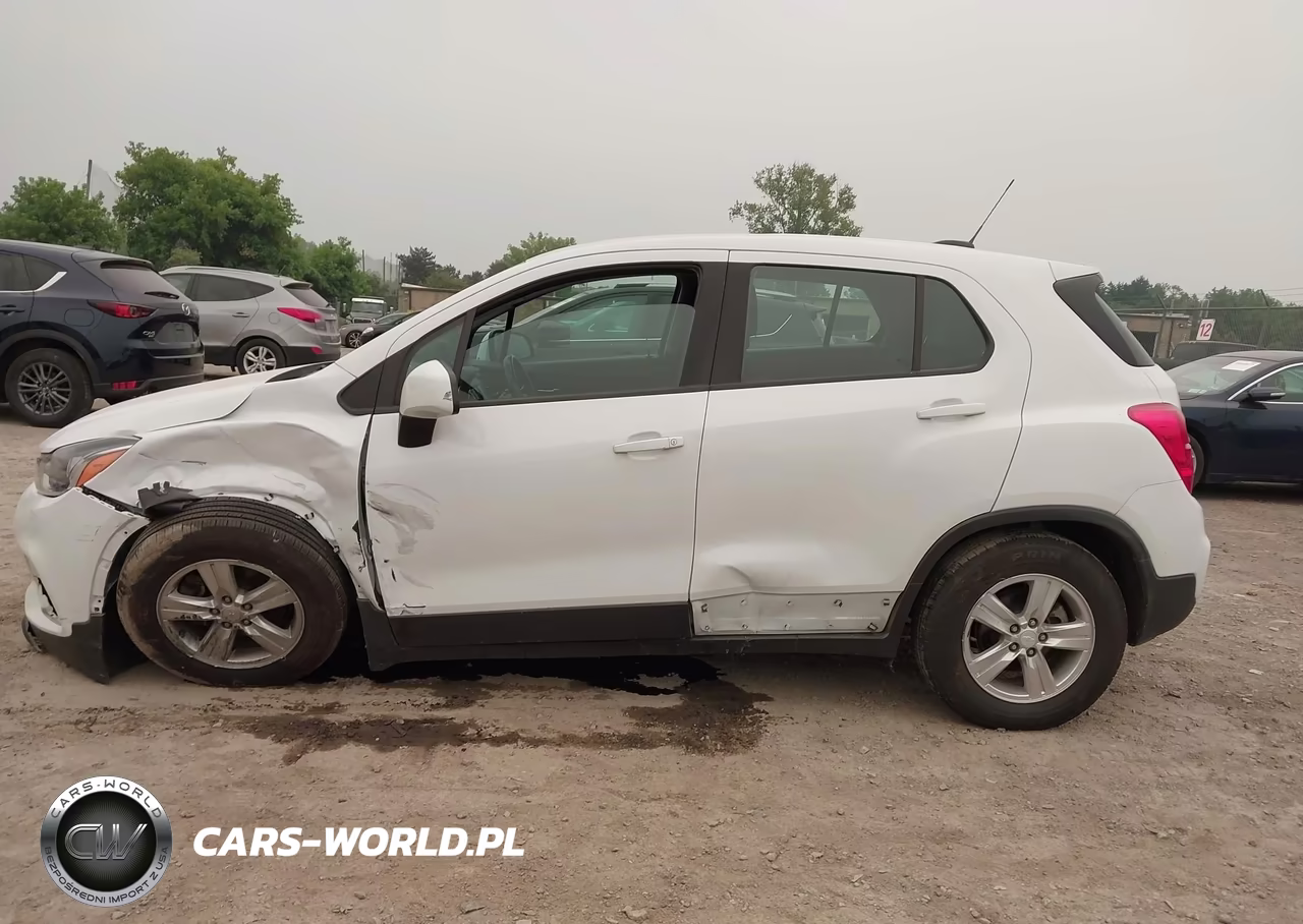 2018 Chevrolet Trax Ls VIN:3GNCJNSB8JL327649 - 15