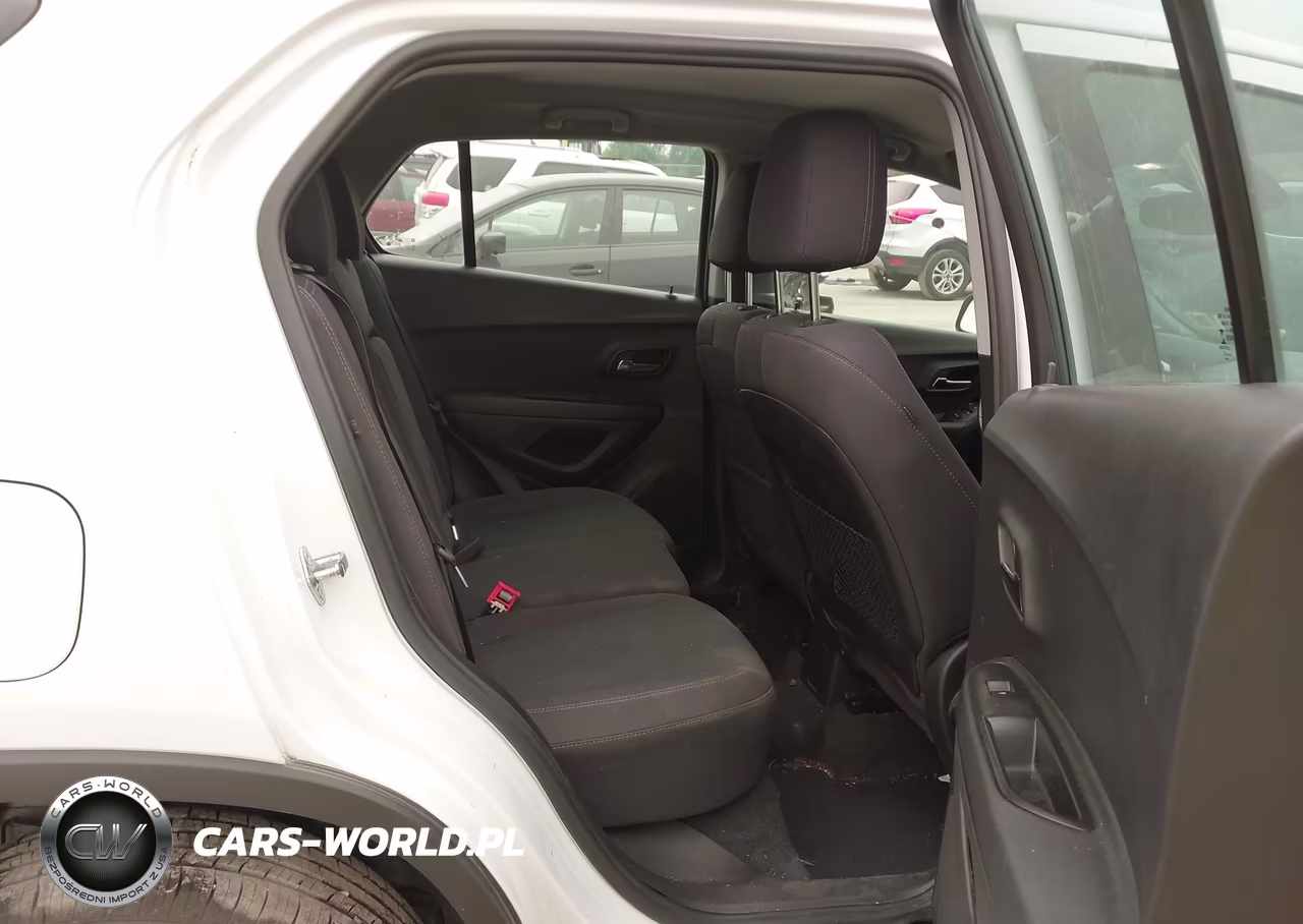 2018 Chevrolet Trax Ls VIN:3GNCJNSB8JL327649 - 8