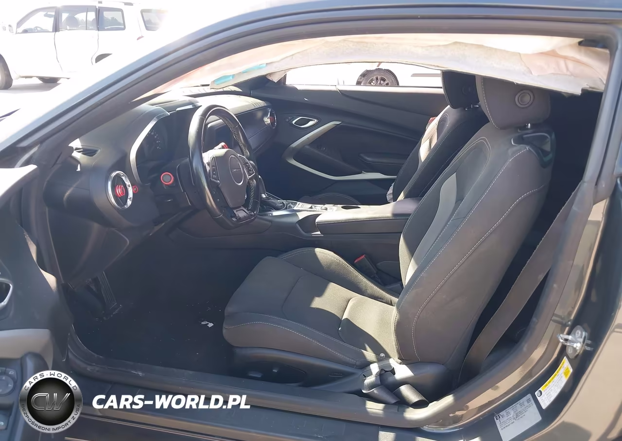2018 Chevrolet Camaro 1Lt VIN:1G1FB1RX0J0119896 - 5