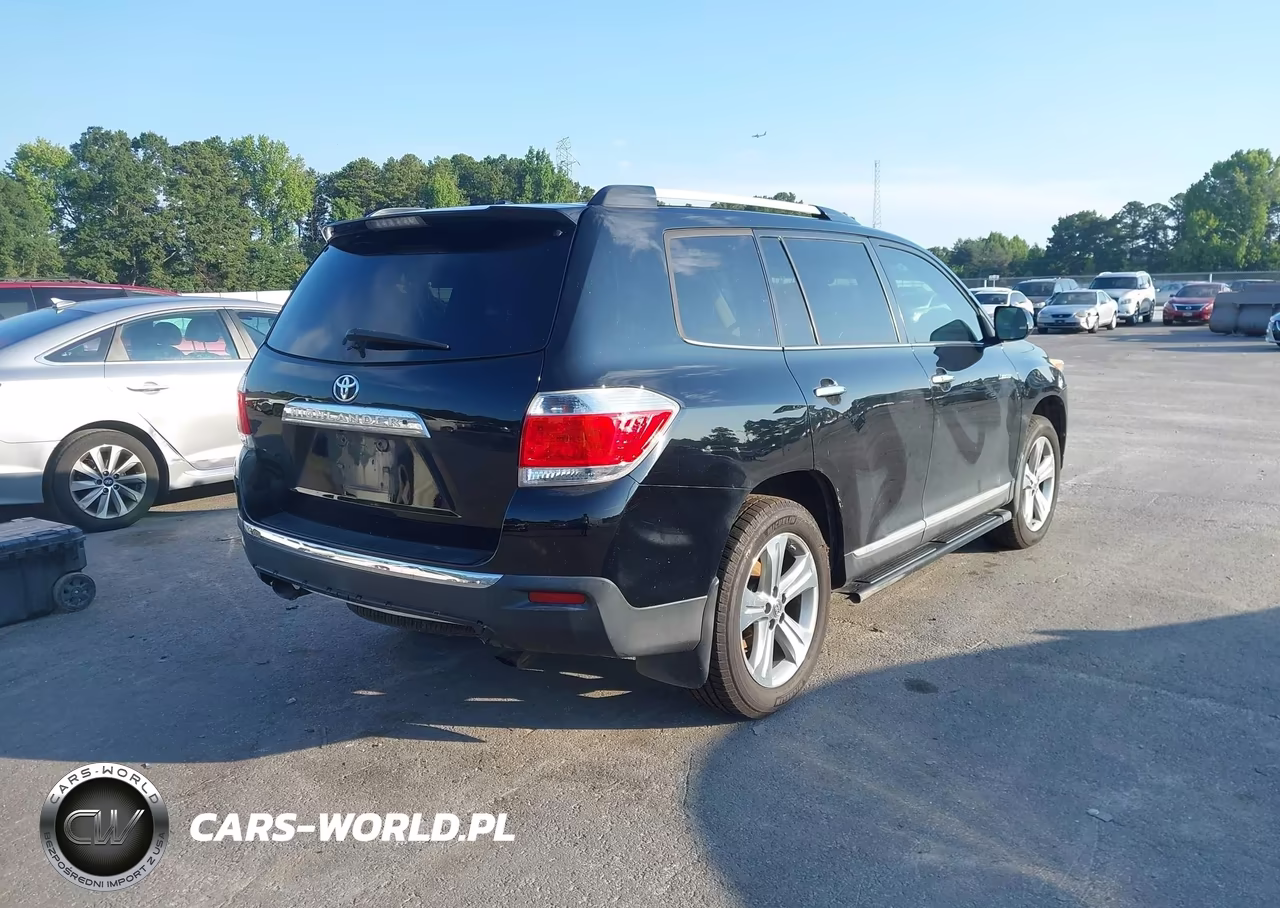 2013 Toyota Highlander Limited V6 VIN:5TDYK3EH1DS126223 - 4