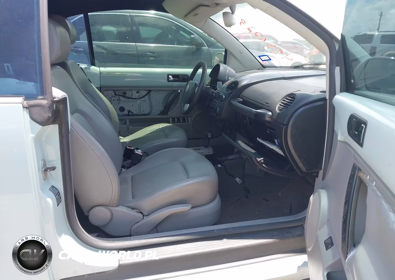 2006 Volkswagen New Beetle 2.5 VIN:3VWPF31YX6M314731 - 5