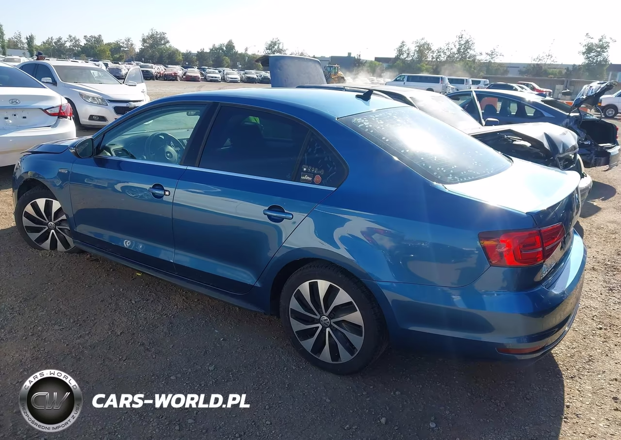 2016 Volkswagen Jetta Hybrid Sel Premium VIN:3VW637AJ6GM215811 - 3