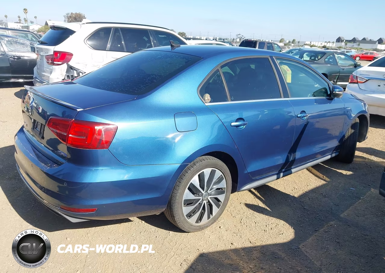 2016 Volkswagen Jetta Hybrid Sel Premium VIN:3VW637AJ6GM215811 - 4