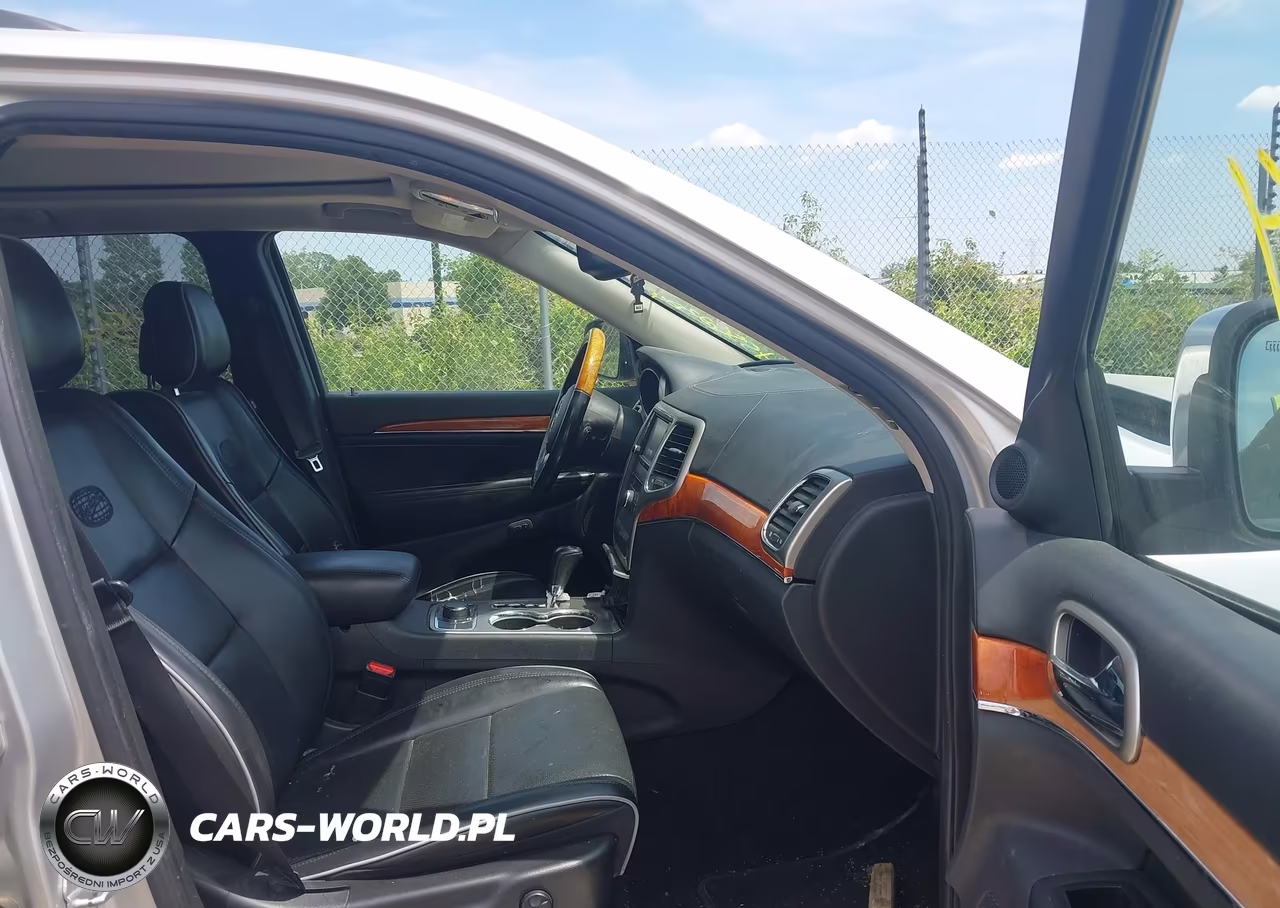 2011 Jeep Grand Cherokee Overland VIN:1J4RR6GG4BC517817 - 5