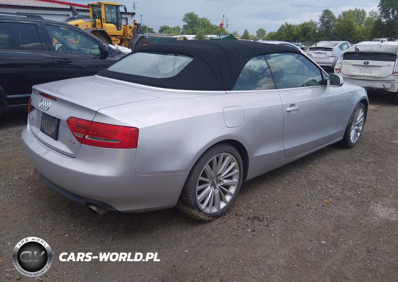 2012 Audi A5 2.0T Premium VIN:WAULFAFH0CN000826 - 4