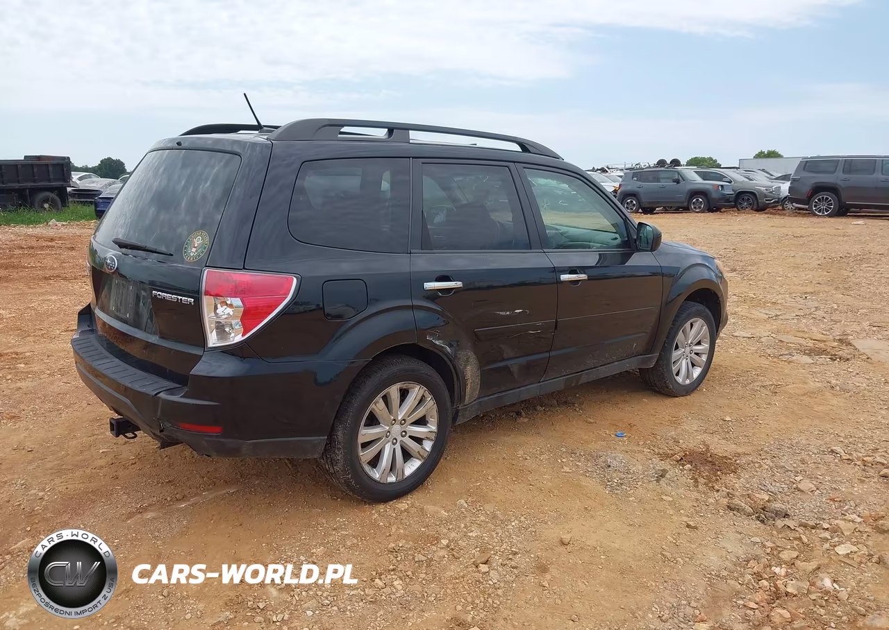 2011 Subaru Forester 2.5X Limited VIN:JF2SHBEC7BH711054 - 4