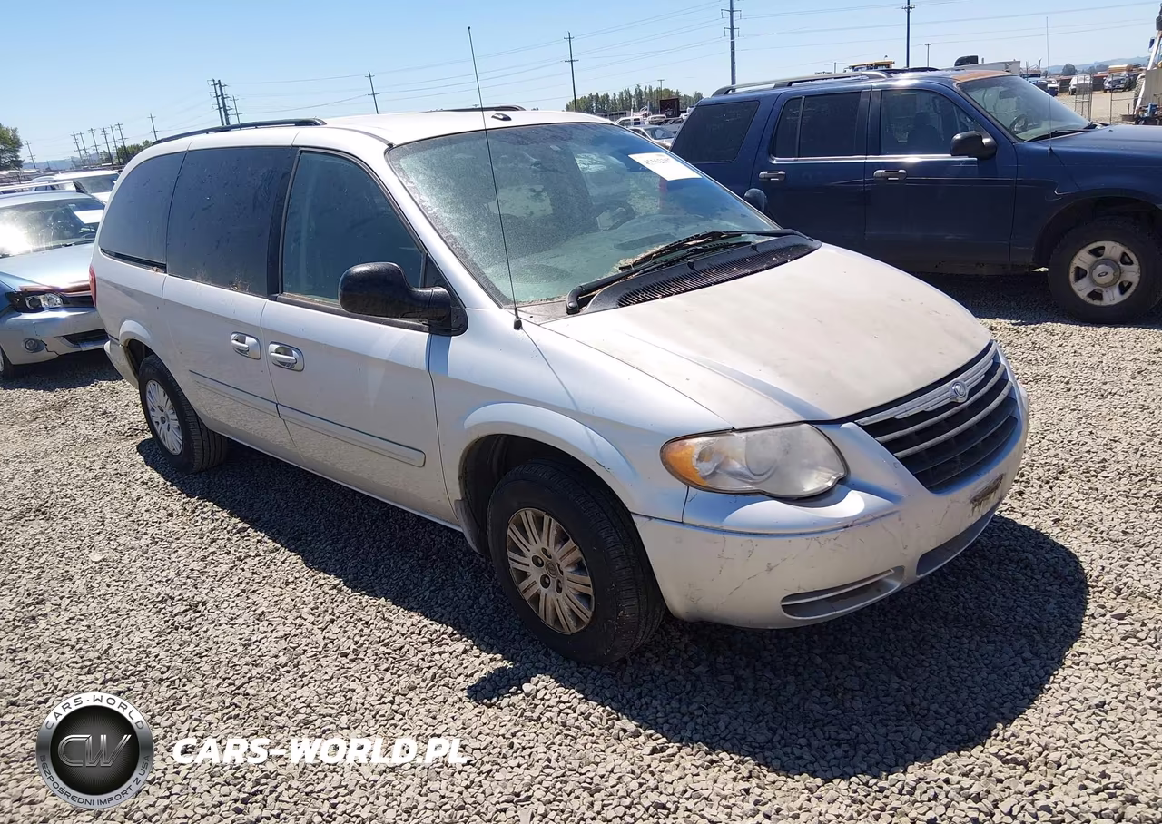 2006 Chrysler Town & Country Lx