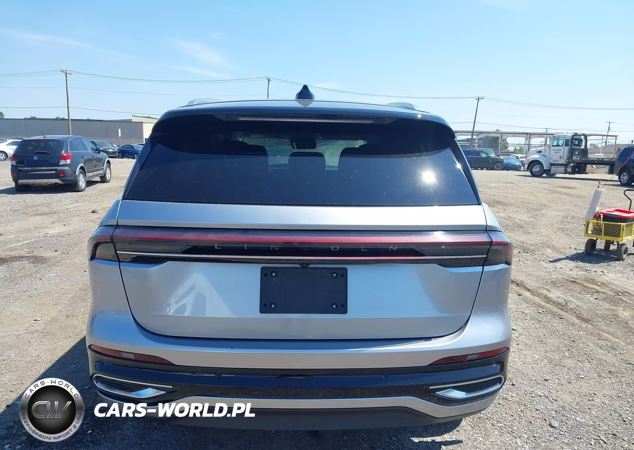 2025 Lincoln Nautilus Reserve VIN:5LMPJ8KA0SJ905148 - 16