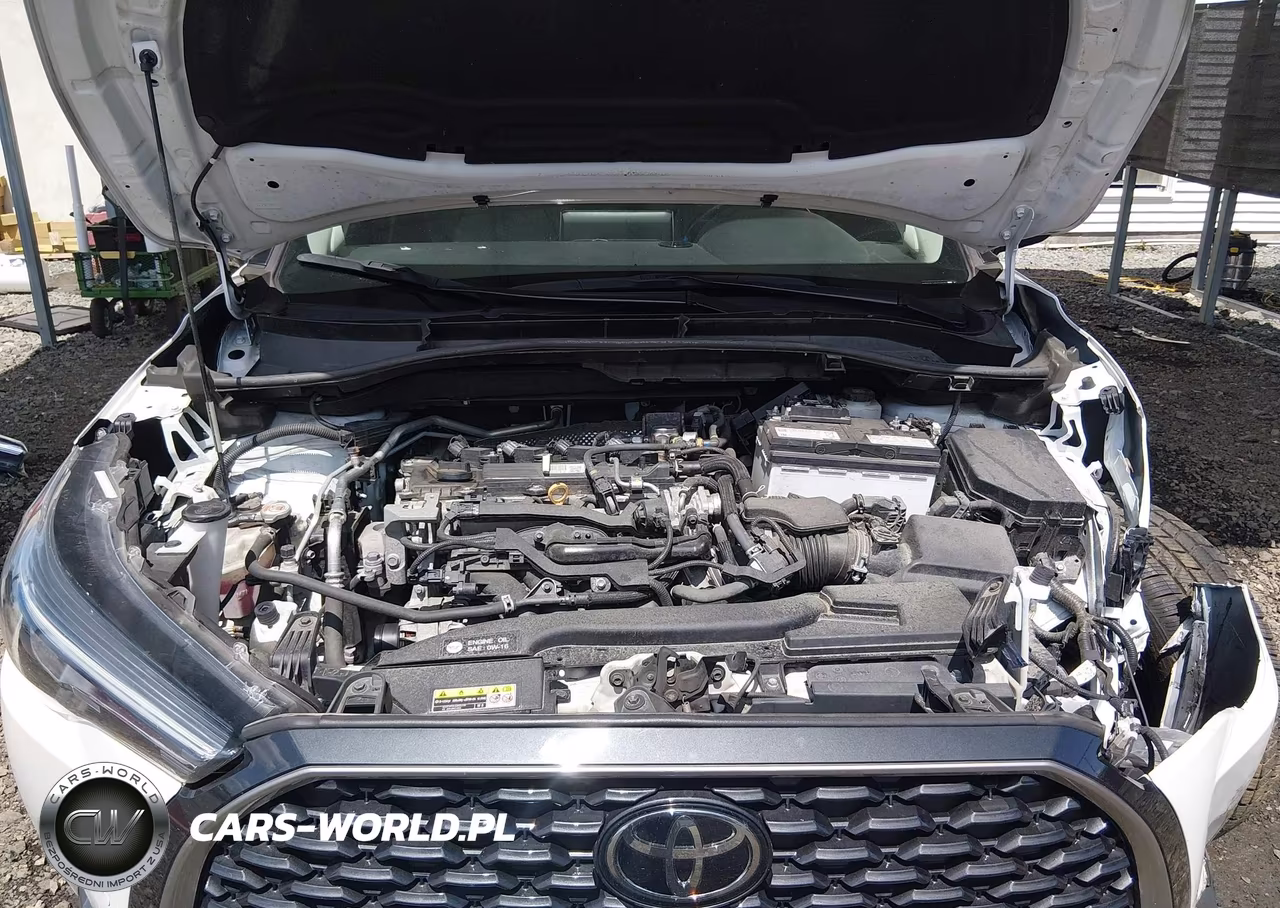 2023 Toyota Corolla Cross Xle VIN:7MUDAABG4PV049083 - 10