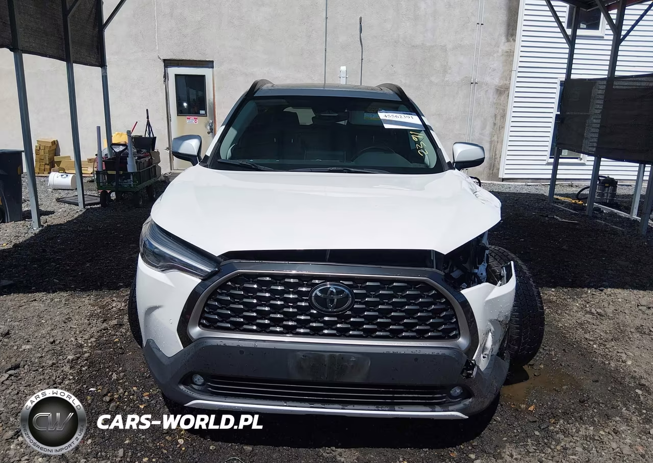 2023 Toyota Corolla Cross Xle VIN:7MUDAABG4PV049083 - 13