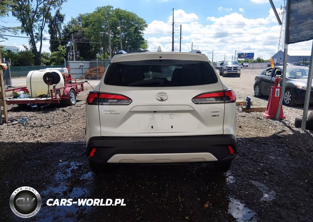 2023 Toyota Corolla Cross Xle VIN:7MUDAABG4PV049083 - 17