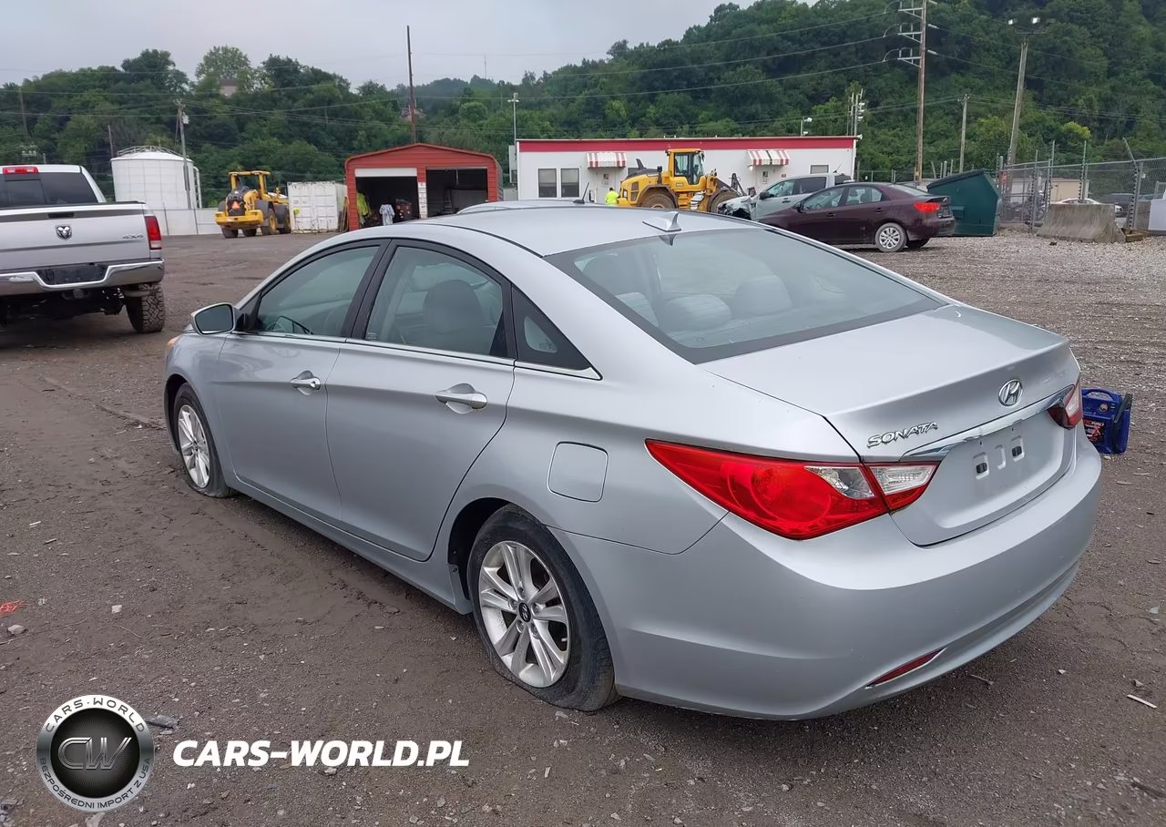 2013 Hyundai Sonata Gls VIN:5NPEB4AC0DH765329 - 3