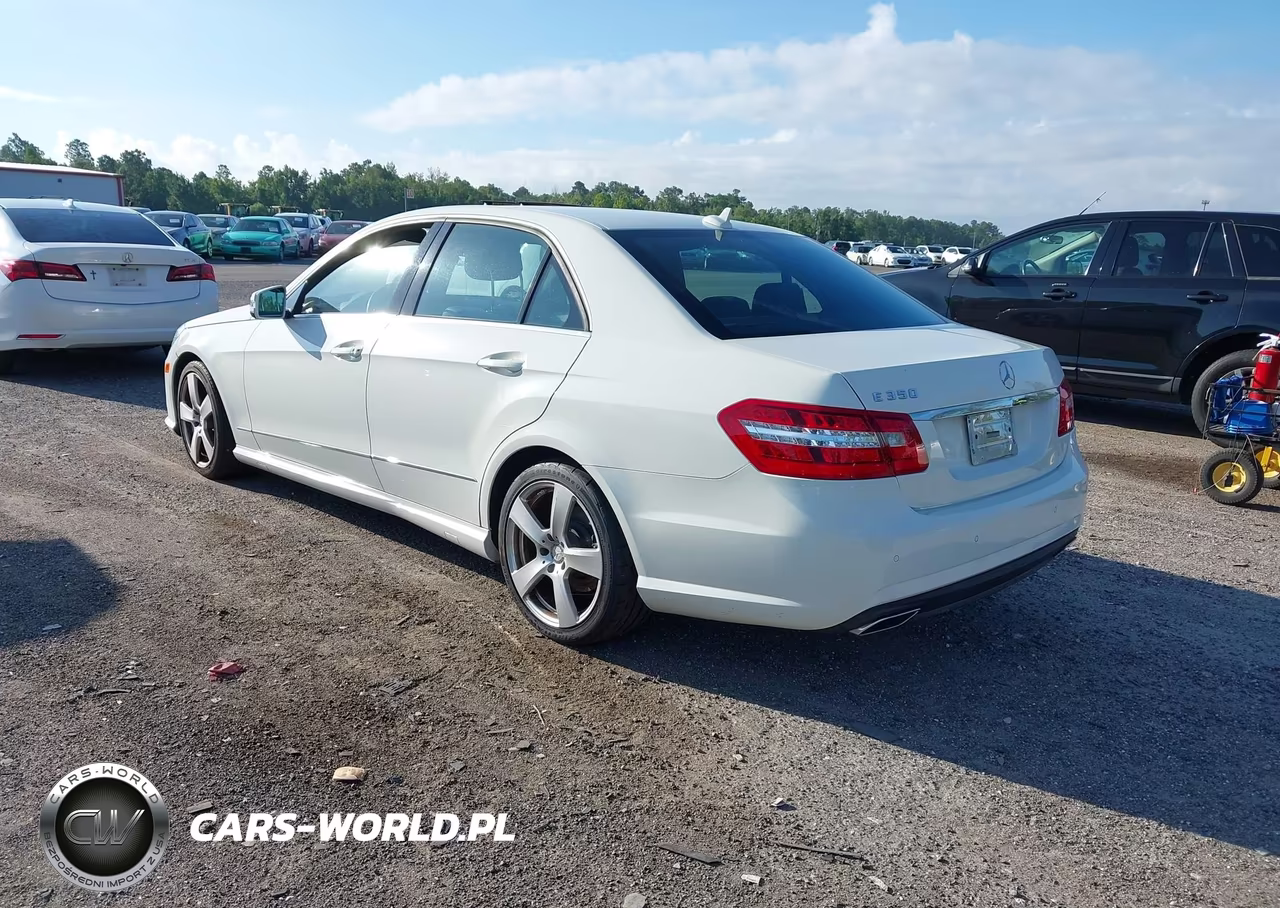 2011 Mercedes-Benz E 350 VIN:WDDHF5GB0BA495664 - 3