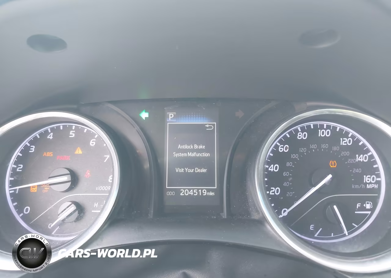 2018 Toyota Camry Le VIN:4T1B11HKXJU074372 - 7