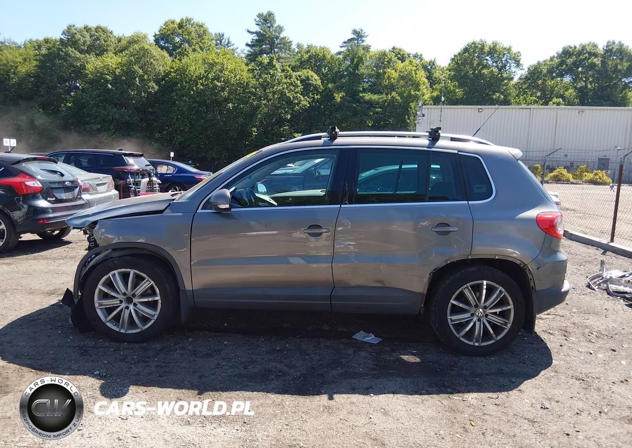 2009 Volkswagen Tiguan Se VIN:WVGBV75N49W528699 - 15