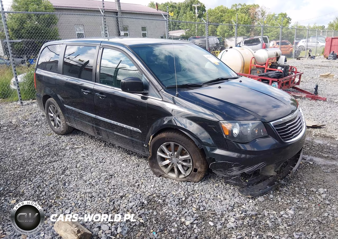 2015 Chrysler Town & Country S VIN:2C4RC1HG4FR529486 - 1