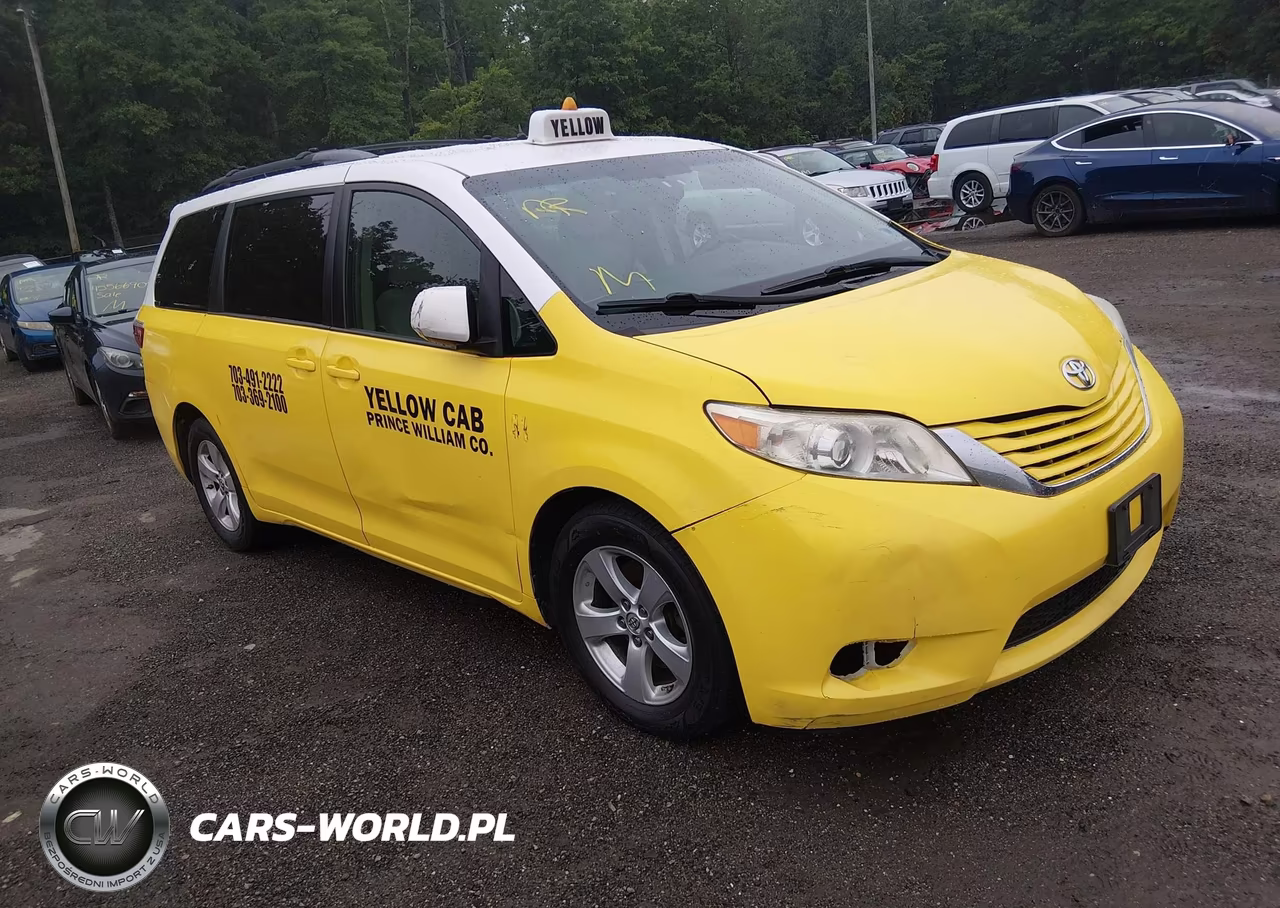 2017 Toyota Sienna Le 8 Passenger – zdjęcie 1 z 16
