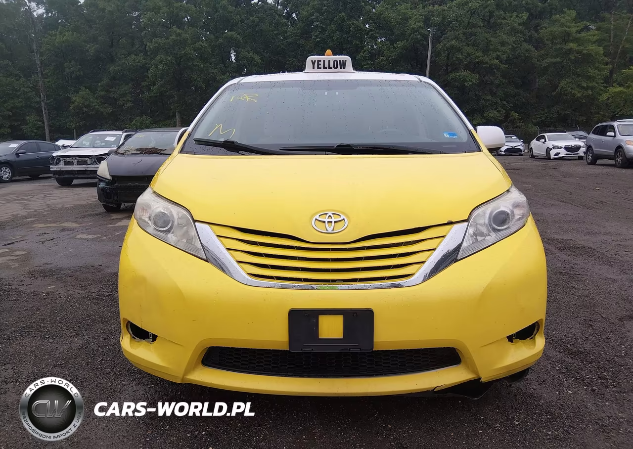 2017 Toyota Sienna Le 8 Passenger VIN:5TDKZ3DC7HS767941 - 12