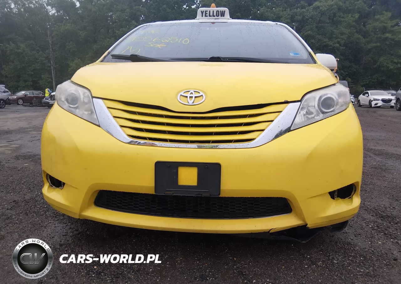 2017 Toyota Sienna Le 8 Passenger VIN:5TDKZ3DC7HS767941 - 6