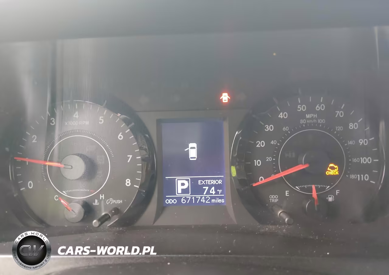 2017 Toyota Sienna Le 8 Passenger VIN:5TDKZ3DC7HS767941 - 7